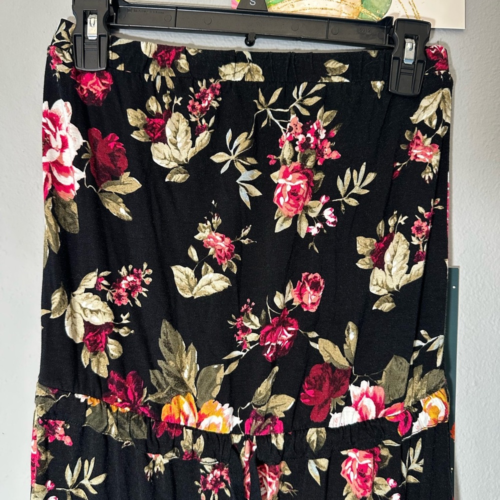 Ambiance Women’s Black Floral Jumpsuit (S) Strapless Elastic Waist. - Picture 3 of 12